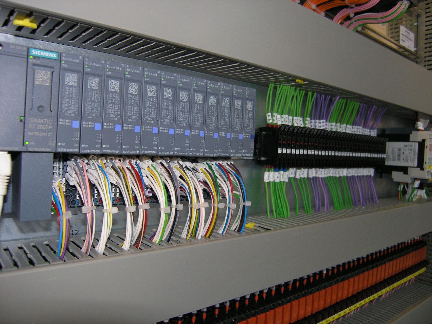 P.L.C. Συστήματα